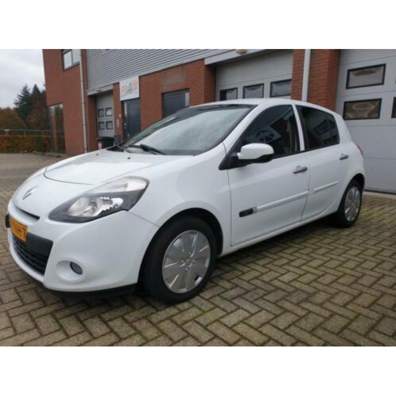 Renault Clio 1.5 dCi Authentique