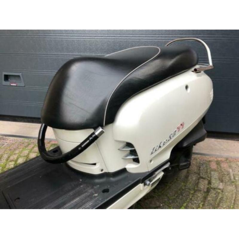 Kymco like TT scooter (45km)