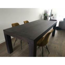 Eettafel massief eiken