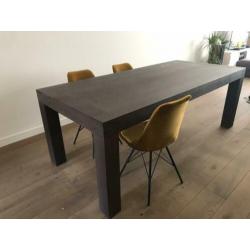 Eettafel massief eiken