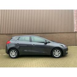 Kia Cee'd 1.6 GDI Business Pack Navi Camera 2013 127.000km