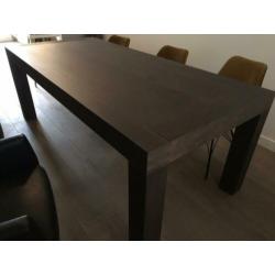 Eettafel massief eiken