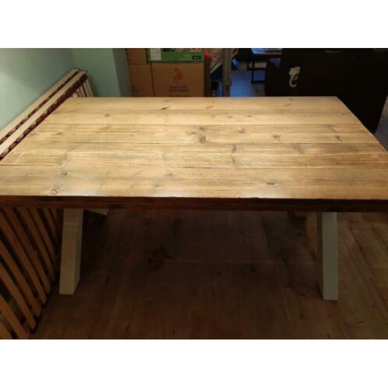 Steiger houten eettafel