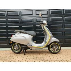 Vespa elettrica 25 km DEMO ( BTW )