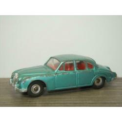 Daimler 2,5 Litre V8 - Dinky Toys 146 England