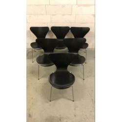 Set van 6 vlinderstoelen Fritz Hansen Arne Jacobsen 3107