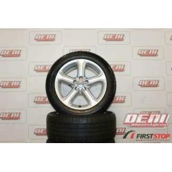 17" Audi A4 8K originele velgenset 8K0601025CE met zomerband