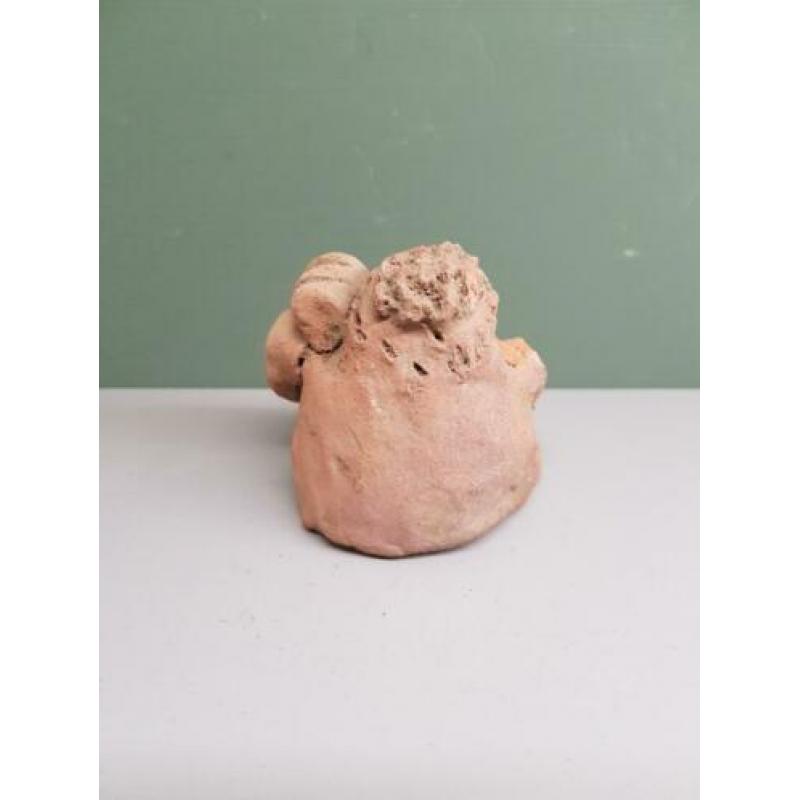 Antiek Terracotta Beeldje. €35,-.