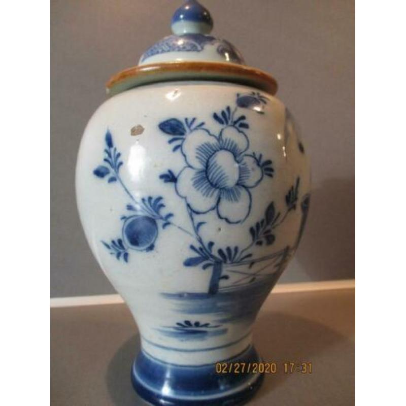 Chinese antieke pot met deksel