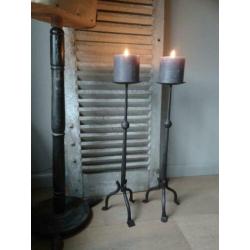 2x Zwart metalen kandelaar hoogte 59cm ø 12cm *Etage3*