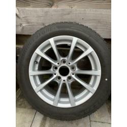 Originele 16” BMW velgen styling 390 met winterbanden