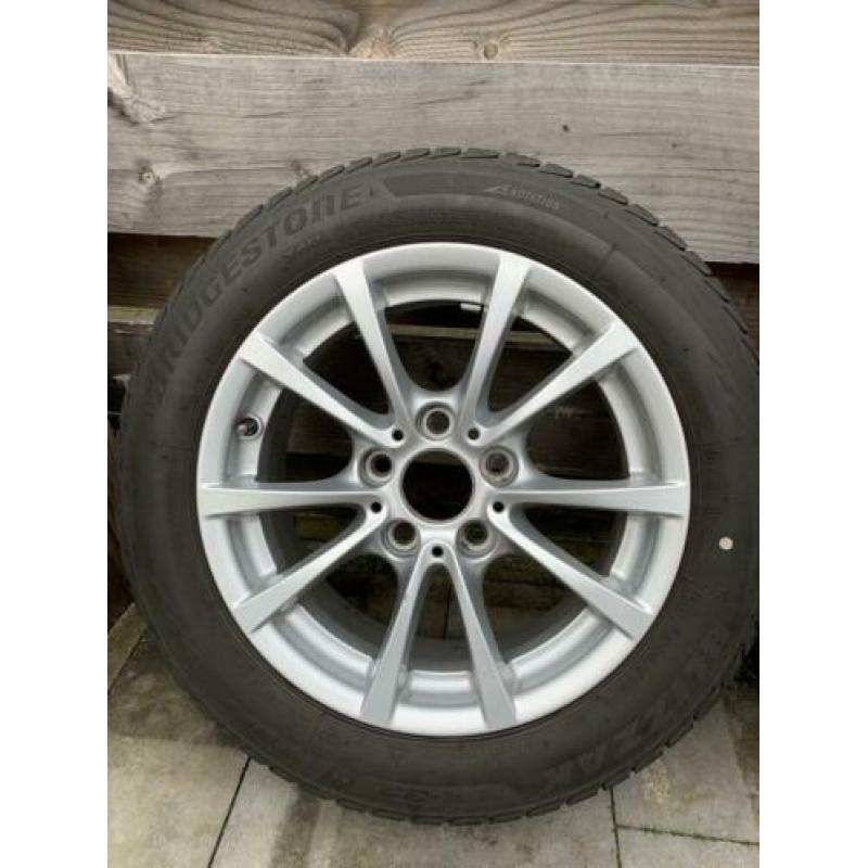 Originele 16” BMW velgen styling 390 met winterbanden