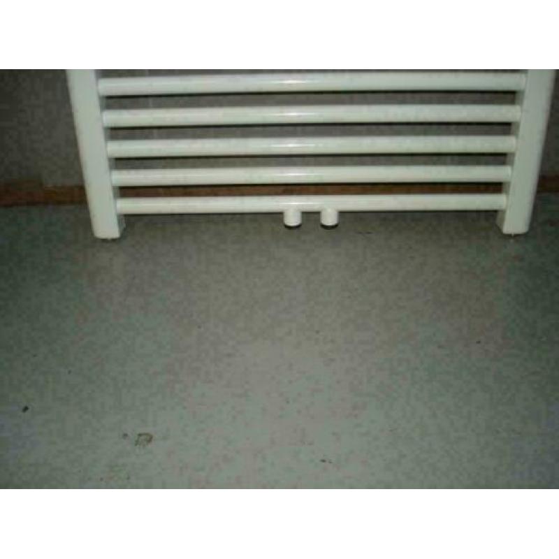 Design radiator 50 cm breed x 165 cm hoog wit met een midden