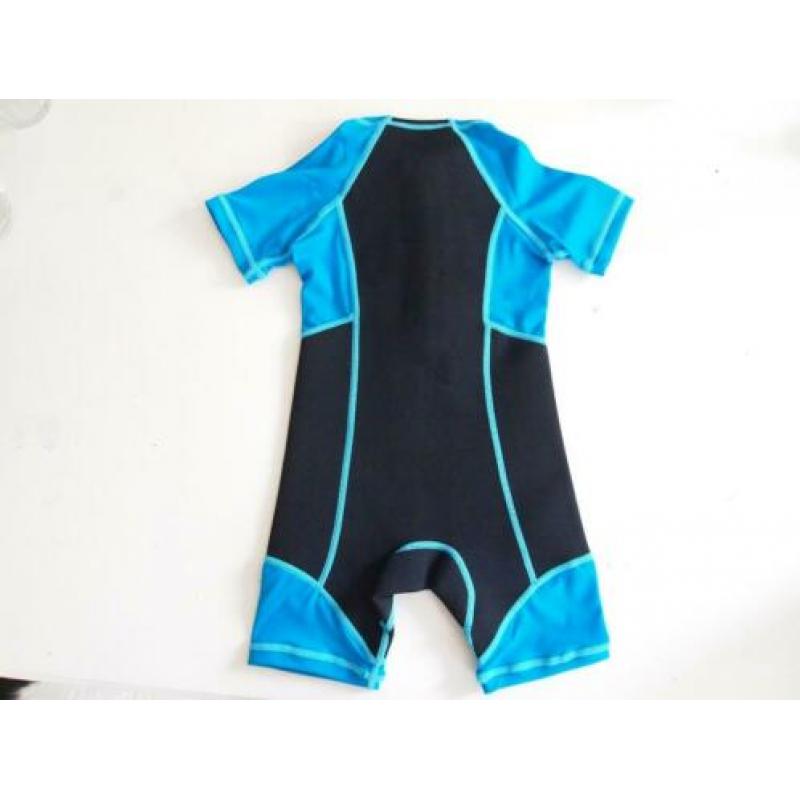 Zwemsuite Nieuw = Waves Swimsuite / badpak maat 98 - 104