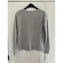 Zadig&Voltaire sweater grijs met groen merklogo mt.152 ZGAN