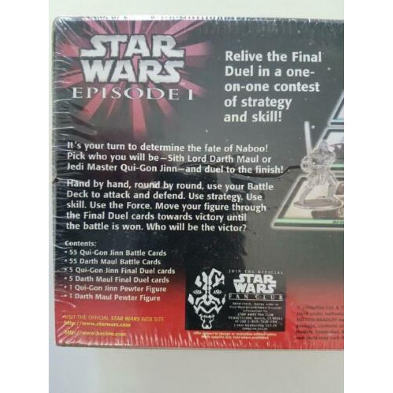 -50% Star Wars EP1 Clash of the Lightsabers Card Game