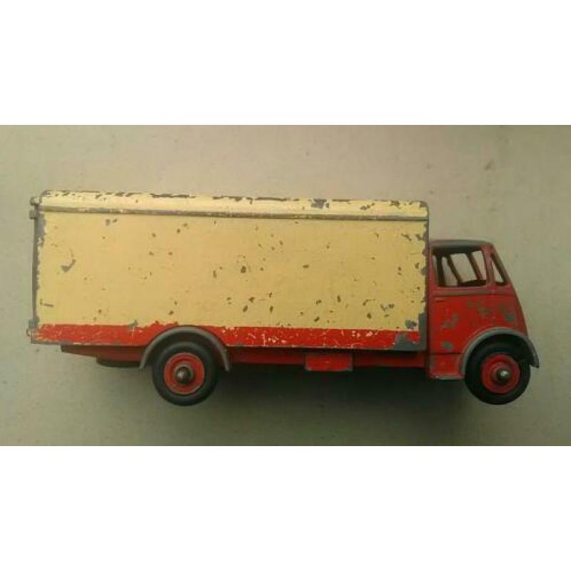 Dinky toys guy truck