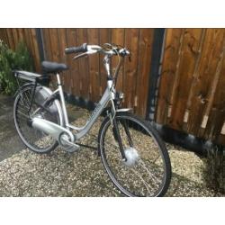 Elektrische fiets/Gazelle Pure/Nette Staat/E-Bike