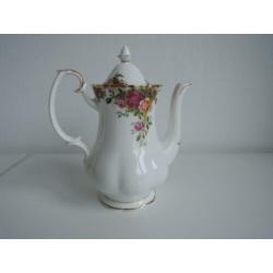 Prachtige koffie/thee pot Royal Albert Old Country Roses 0,8