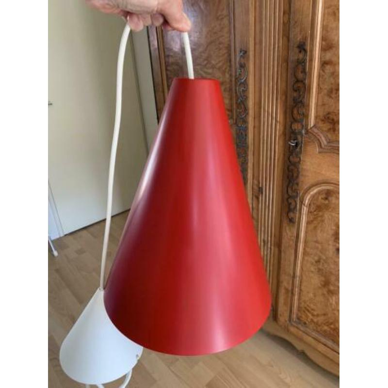 IKEA hanglamp eetkamertafel, rood