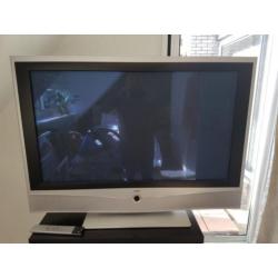 Loewe Xelos A42 TV