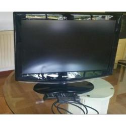 Samsung TV 26 inch Ø66cm zwart hoogglans met voet