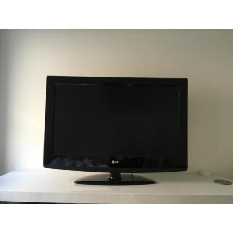 LG Flatscreen LCD TV 32 inch HD ready