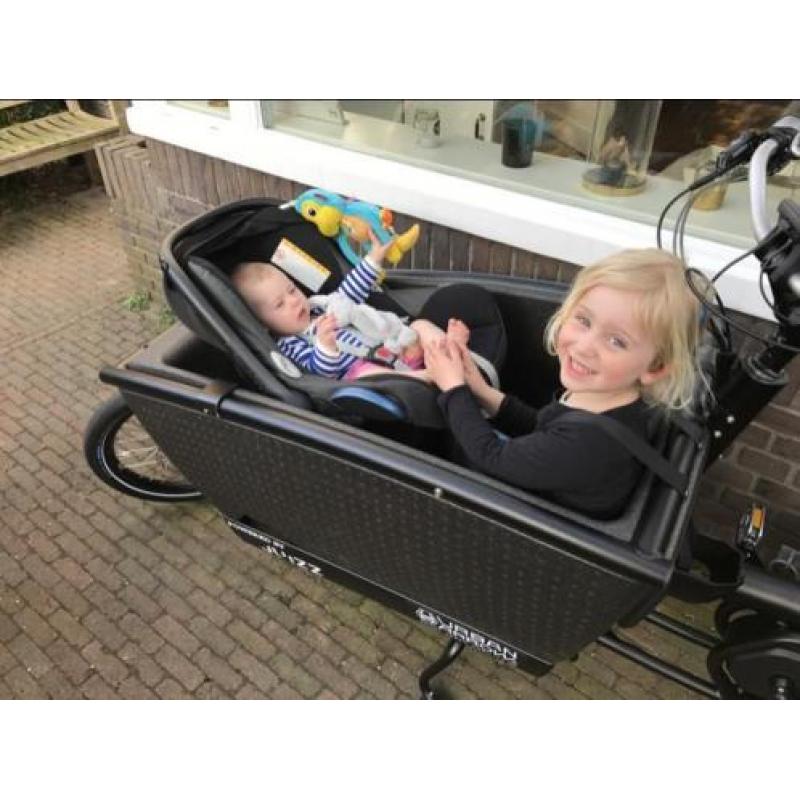 Urban Arrow Maxi Cosi adapters 9 maanden huur